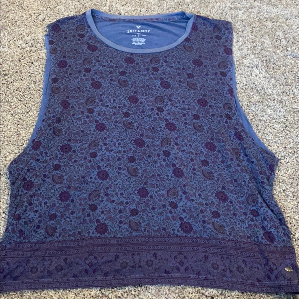 Flowered detailed American eagle tank top